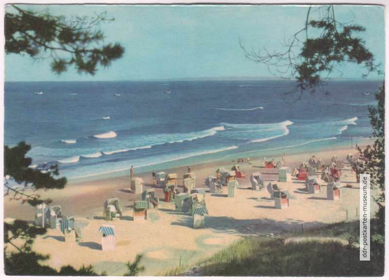 Blick von der Steilküste zum Strand - 1964