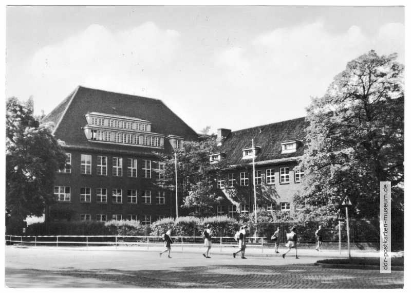 Oberschule Buch - 1964
