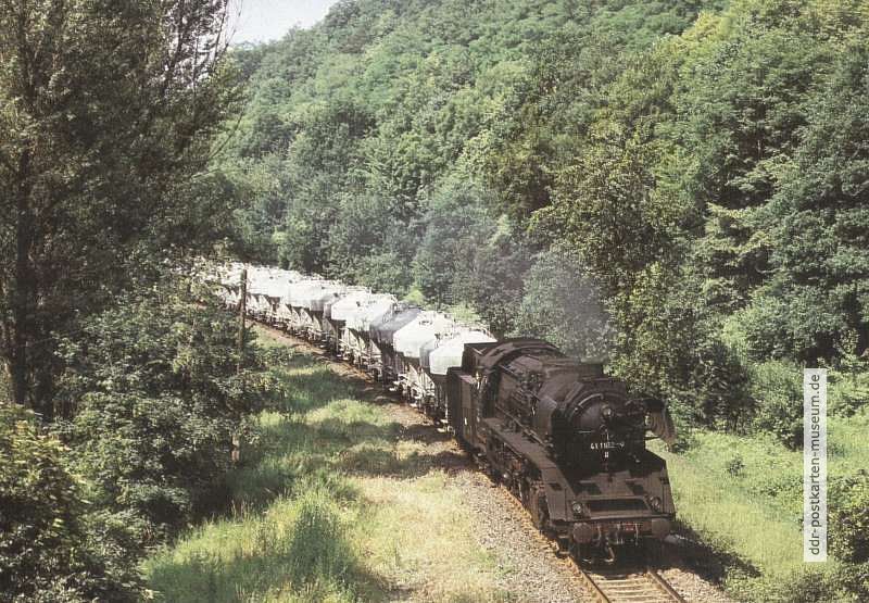 Dampflok 41 1182-9 mit Zementzug bei Haynsburg - 1989