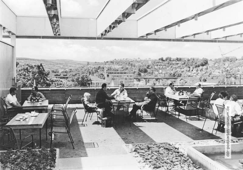 Suhl, Cafe mit Dachgarten vom Warenhaus "Centrum" - 1972