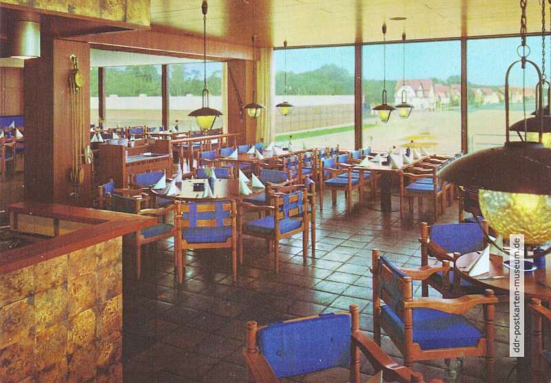 Warnemünde, Restaurant "Seemannskrug" im Hotel "Neptun" - 1980