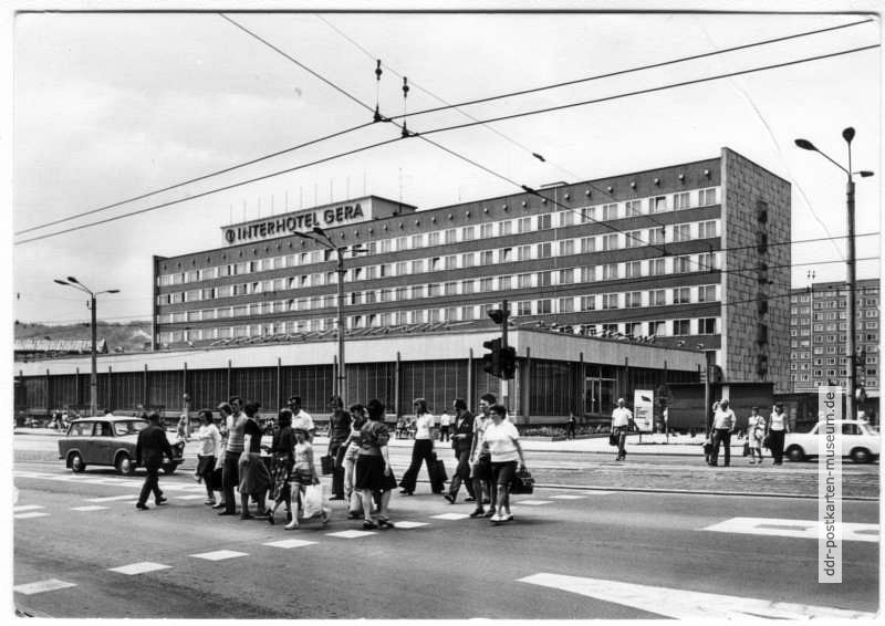 Interhotel "Gera" mit Stadtrestaurant und Tanzbar - 1977