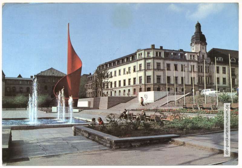 Fahnenmonument am Hansering "Flamme der Revolution" - 1969