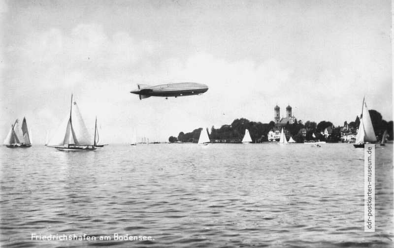 Ansichtskarte mit Luftschiff "Zeppelin" in Friedrichshafen am Bodensee - 1936