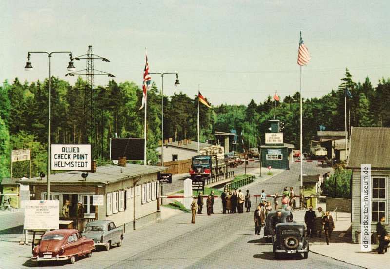 Autobahngrenzübergang BRD-DDR Helmstedt, auf der Westseite - 1959