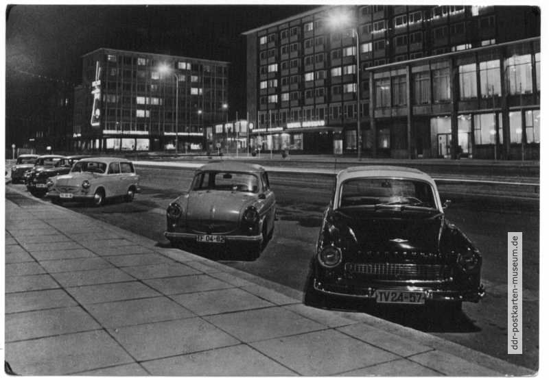 Hotel "Moskau" in der Straße der Nationen - 1966