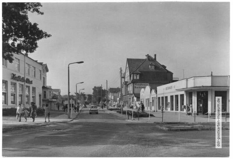 Maxim-Gorki-Straße, Kaufhalle West - 1970