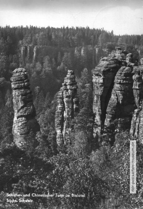 Sandsteinfelsen "Schiefer Turm" und "Chinesischer Turm" im Bielatal - 1975