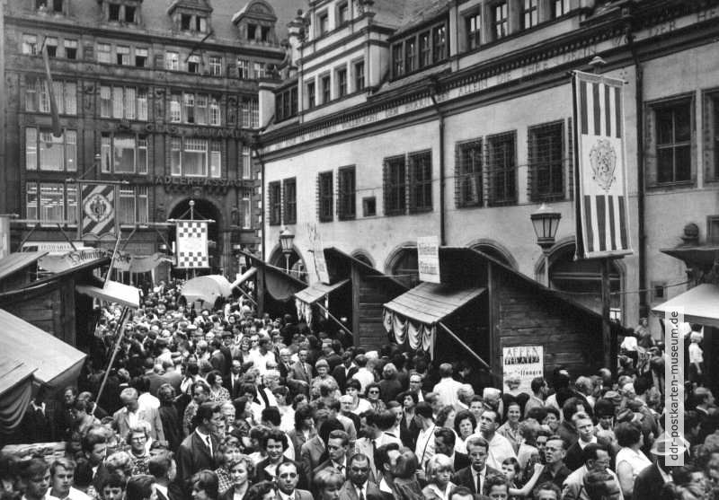 Volksfest "Historische Messe um 1820" auf dem Naschmarkt - 1965
