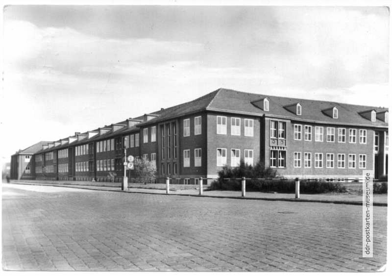 Betriebsberufsschule (BBS Leuna) - 1967