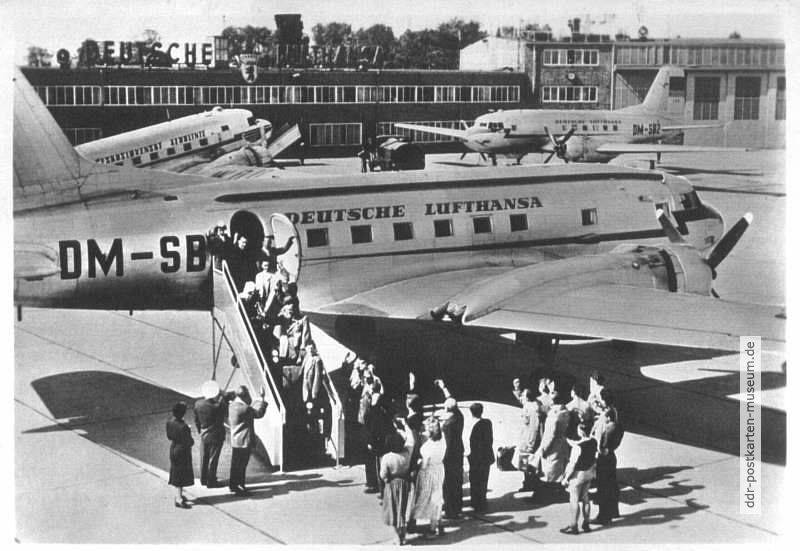 Erster Flugplatz der DDR-Lufthansa von Berlin-Diepensee - 1957