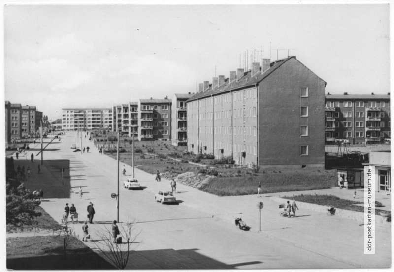 Neubaugebiet Merseburg-West, Straße der Kosmonauten - 1969