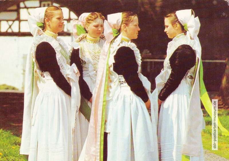 Sorbische katholische Brautjungfern - 1982