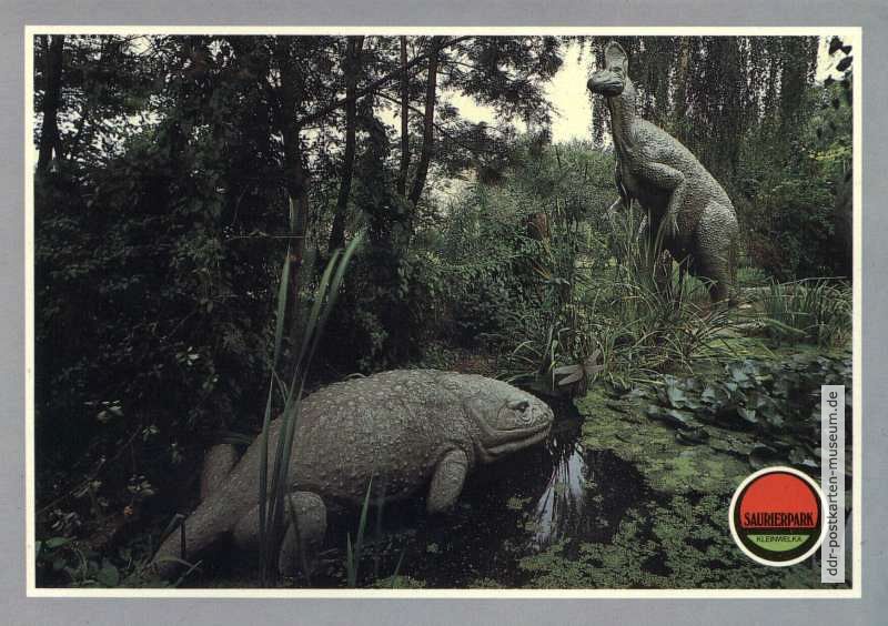Saurierparkanlage mit Corythosaurus (Kreidezeit) und Mastodonsaurus (Trias) - 1988