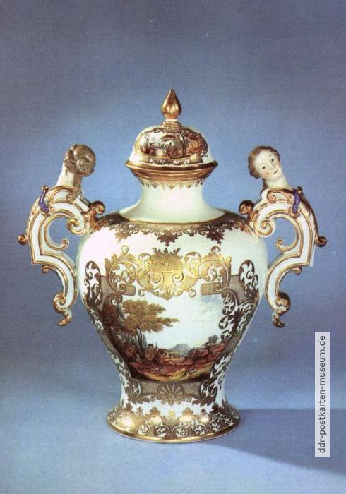 Porzellansammlung, Deckelvase mit Frauenkopfhenkeln 1862 E.A. Leuteritz - 1981