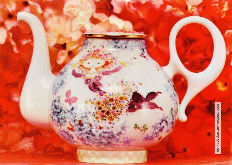 Porzellansammlung, Teekanne1969  Dekor "Blütenreigen" - 1970