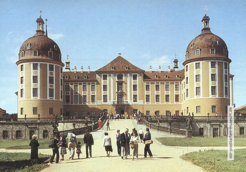 Haupteingang vom Barockschloß Moritzburg - 1989