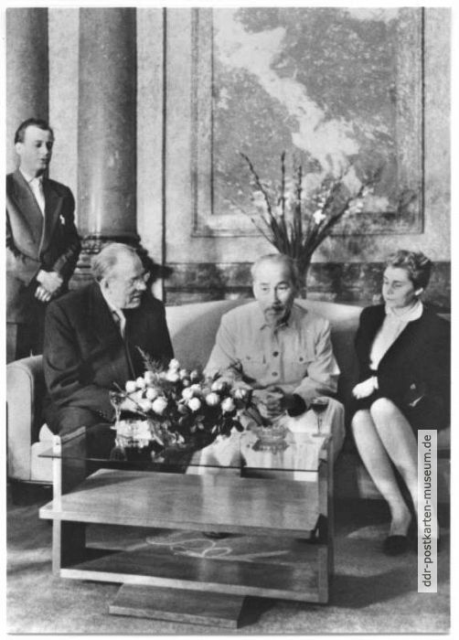 Ministerpräsident Otto Grotewohl im Gespräch mit Ho Chi Minh am 17.1.1959 - 1970