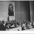Festveranstaltung des ZK der SED zum 30. Jahrestag der Beftreiung vom Hitlerfaschismus am 7.5.1975 in Berlin, Staatsoper - 1975