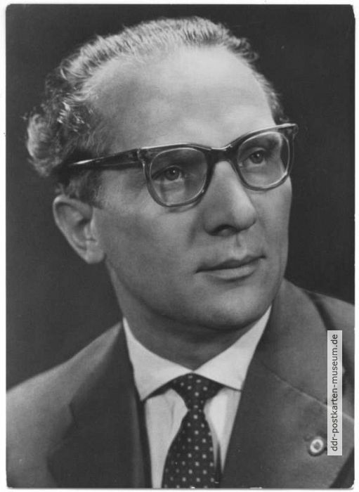 Erich Honecker, Mitglied des Politbüros und Sekretär des ZK der SED - 1960