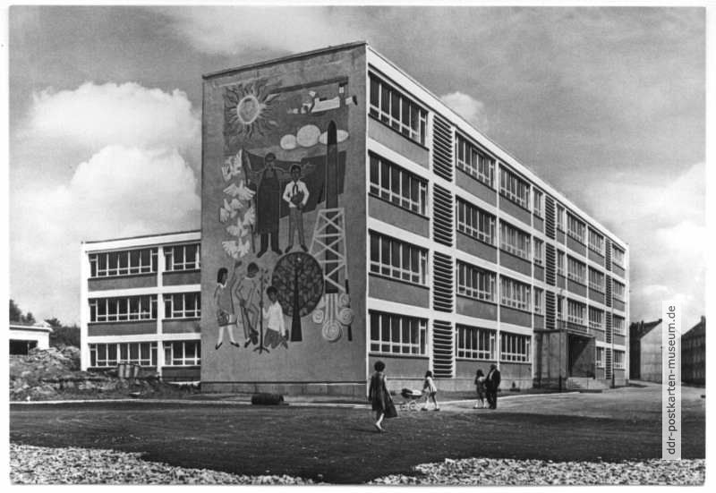 Hermann-Matern-Oberschule - 1972