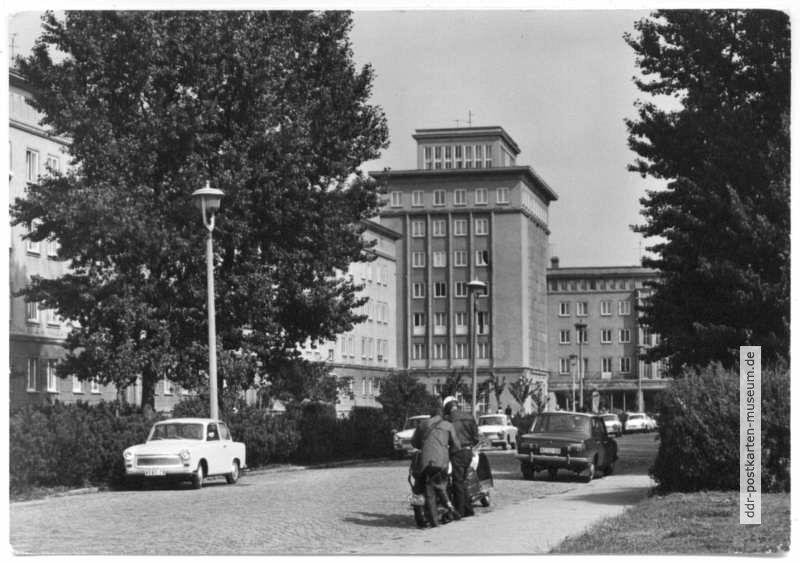 Hochhaus an der Rudolf-Breitscheid-Straße - 1971