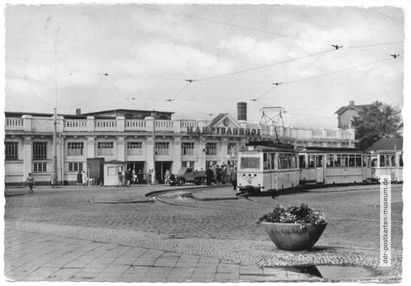 Hauptbahnhof Rostock, Straßenbahn Linie 11 - 1964