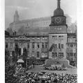 Markt mit Rathaus und Hotel Zum Löwen, Fest des Deutschen Volkstanzes - 1957