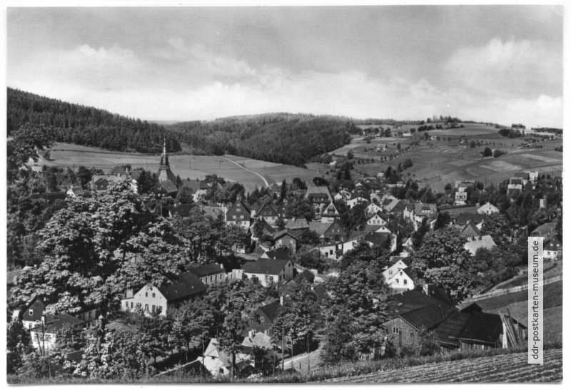 Blick über den Kurort Seiffen im Erzgebirge - 1963 / 1978