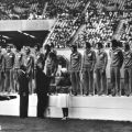 Olympische Spiele 1976l, Siegerehrung der DDR-Fußball-Mannschaft für 1. Platz - 1976