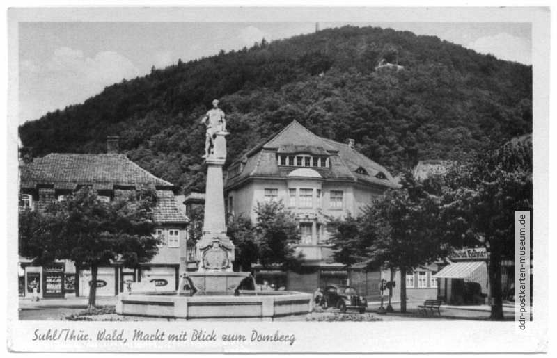 Markt mit Blick zum Domberg, Waffenschmiede-Denkmal - 1950