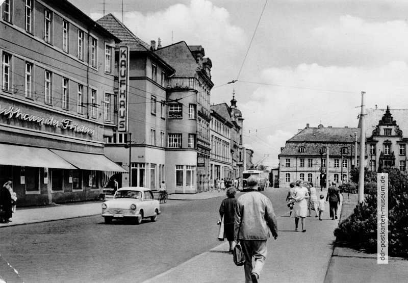 Trabant P 80 am Platz der Freundschaft in Eberswalde - 1965