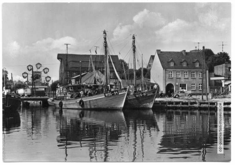 Fischereiboote im Hafen - 1962