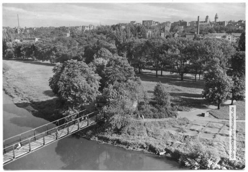 Blick vom Schloß zur Stadt, Friedrich-Engels-Brücke - 1967