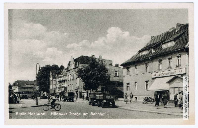 Hönower Straße am S-Bahnhof - 1956