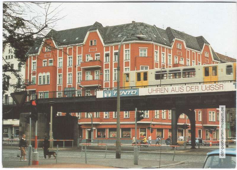 Schönhauser Alle mit Hochbahn (U-Bahn) - 1989