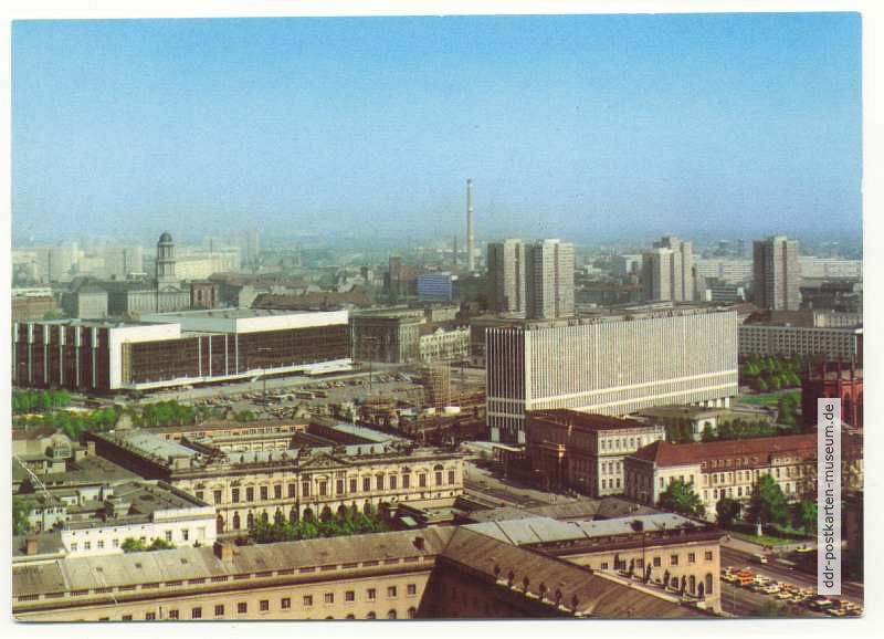 Blick vom Handelszentrum zum Palast der Republik - 1987