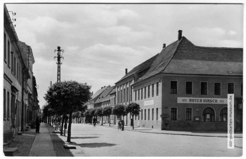 HO-Gaststätte "Roter Hirsch" am Markt - 1957