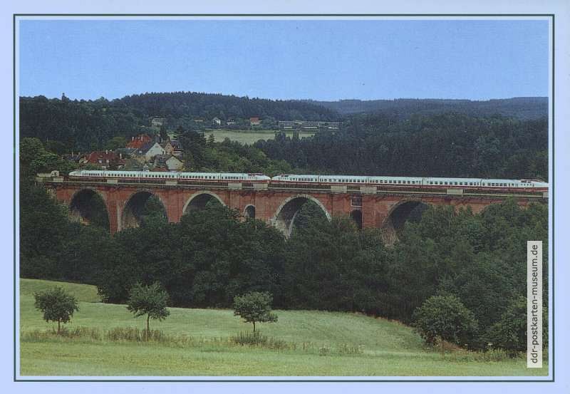 Ex 66 "Karlex" auf der Elstertalbrücke bei Jocketa - 1990