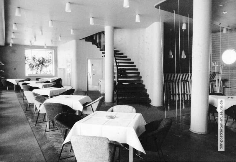 Neustadt (Sachsen), HO-Cafe "Wochenpost" - 1962