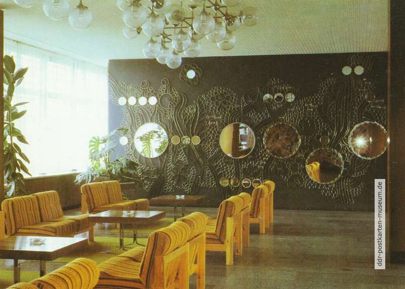 Zinnowitz, FDGB-Ferienheim "Roter Oktober", Foyer - 1983