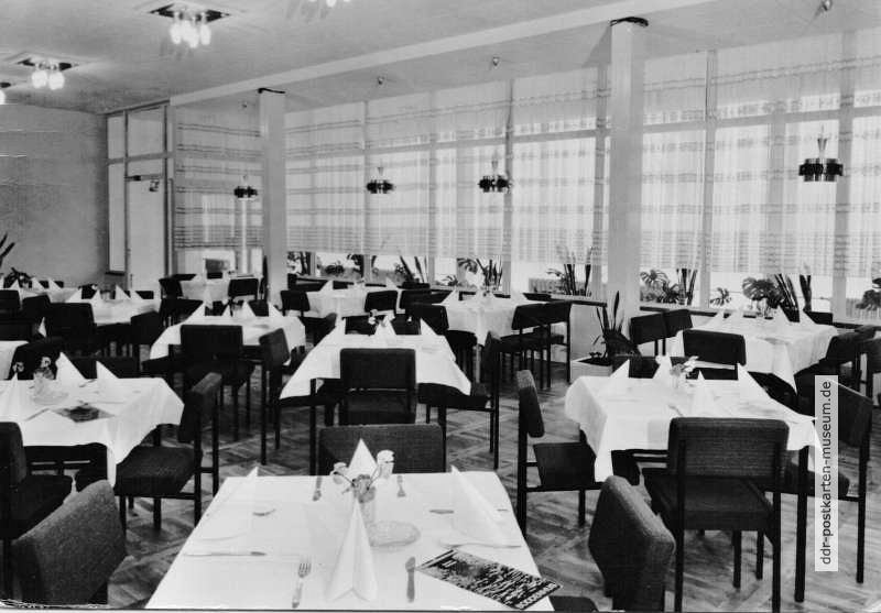 Greifswald, Restaurant im Hotel "Boddenhus" - 1977
