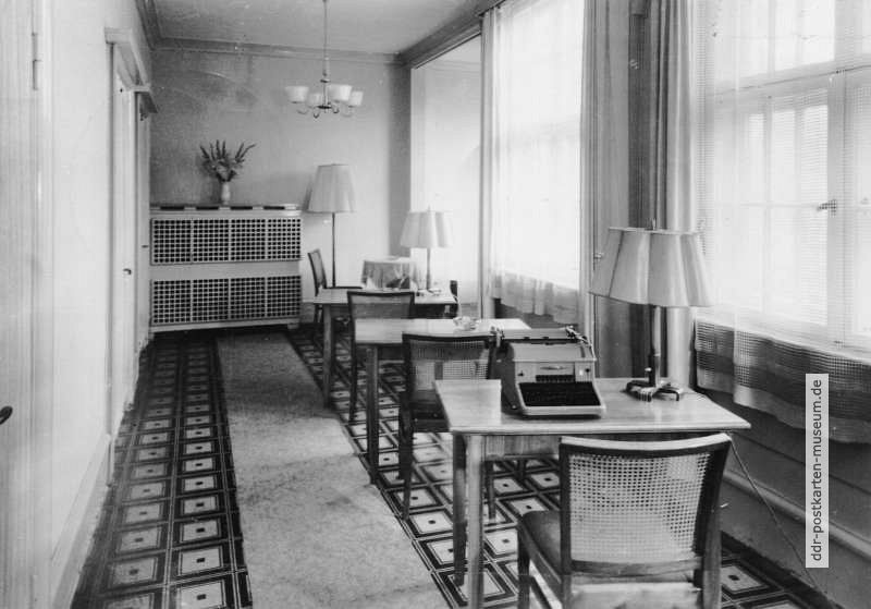 Schierke, Hotel "Heinrich Heine", Schreibzimmer - 1965