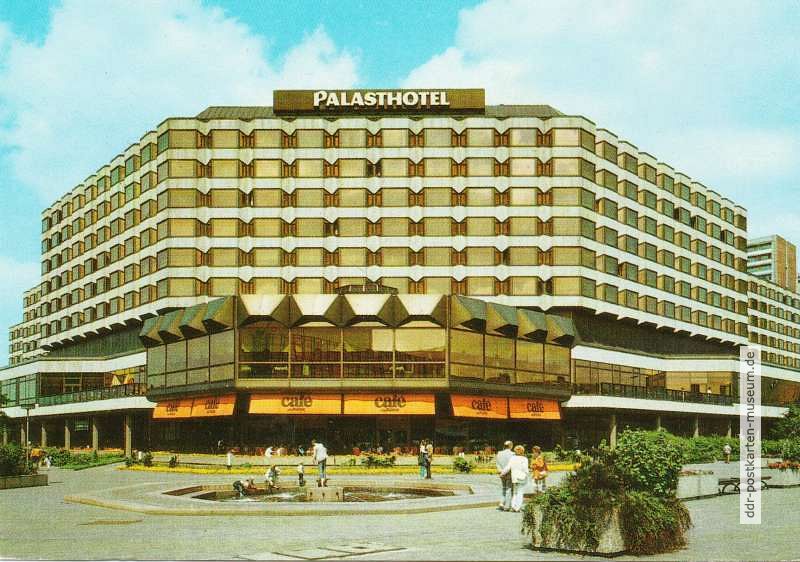 Berlin-Mitte, "Palasthotel" mit "Cafe am Palast" an der Karl-Liebknecht-Straße - 1988-1