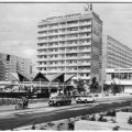 Boulevard-Cafe am Interhotel mit Gera-Information - 1981