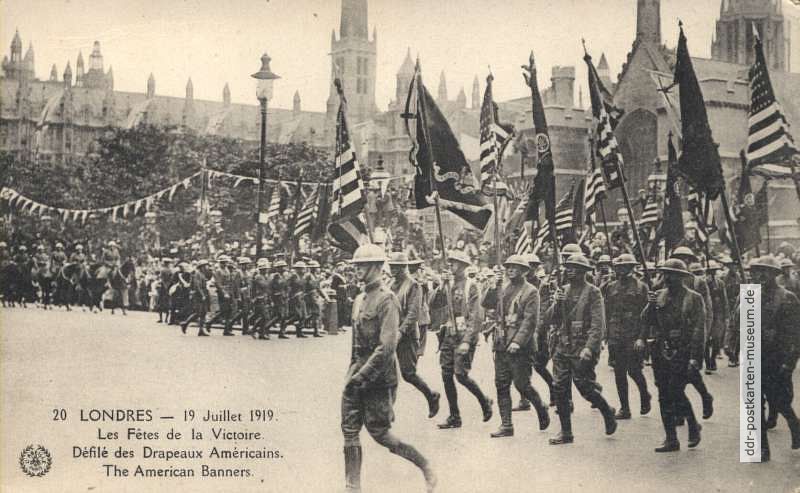Französische Postkarte von Siegesfeier der Alliierten Truppen am 19.7.1919 in London - 1919