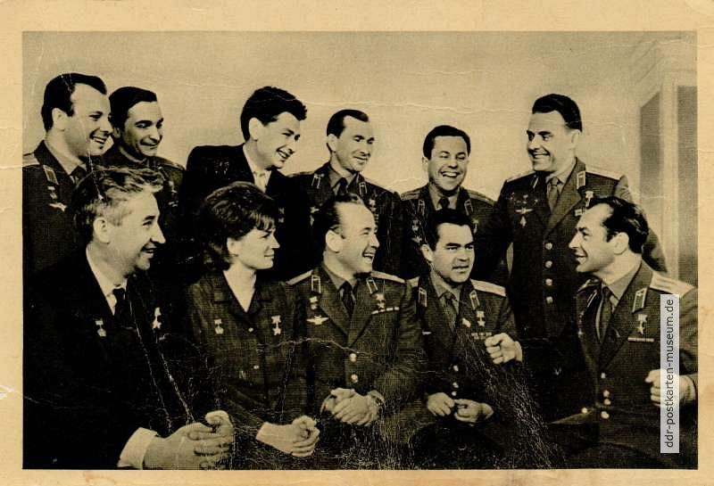 HISTOR-1965-SowjetKosmonauten.JPG