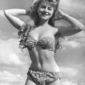 Bikini-Schönheiten wurden mittels Postkartenserie für Urlaubsgrüße "vermarktet" - 1958