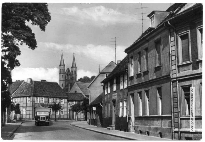 Maxim-Gorki-Straße, Blick zur Kirche - 1966
