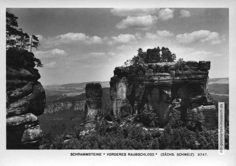Schrammsteine mit Felsformation "Vorderes Raubschloß" - 1969
